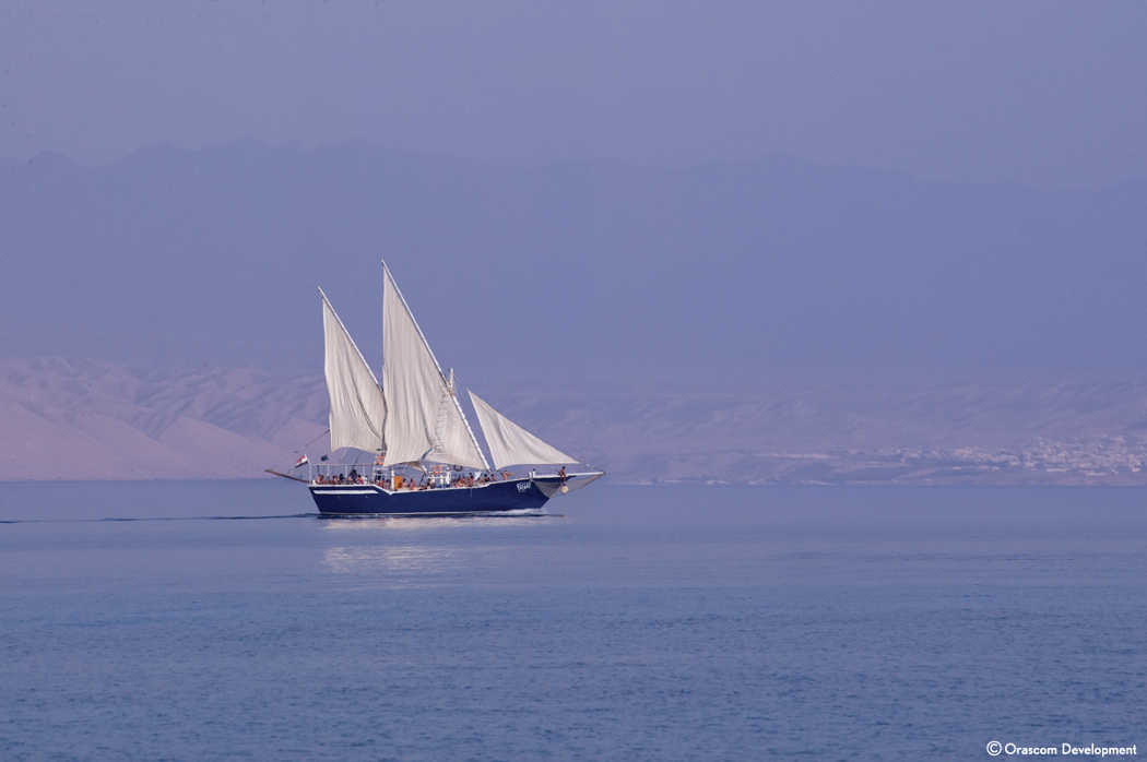 taba-boat-sun-sinai-egypt